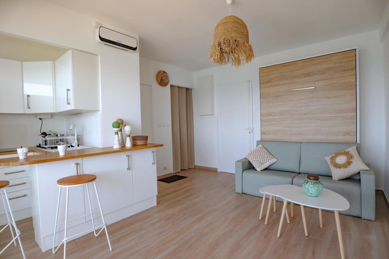 Bord De Plage - Studio En Front De Mer Le Lavandou Exteriör bild